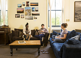hi marin headlands hostel common room